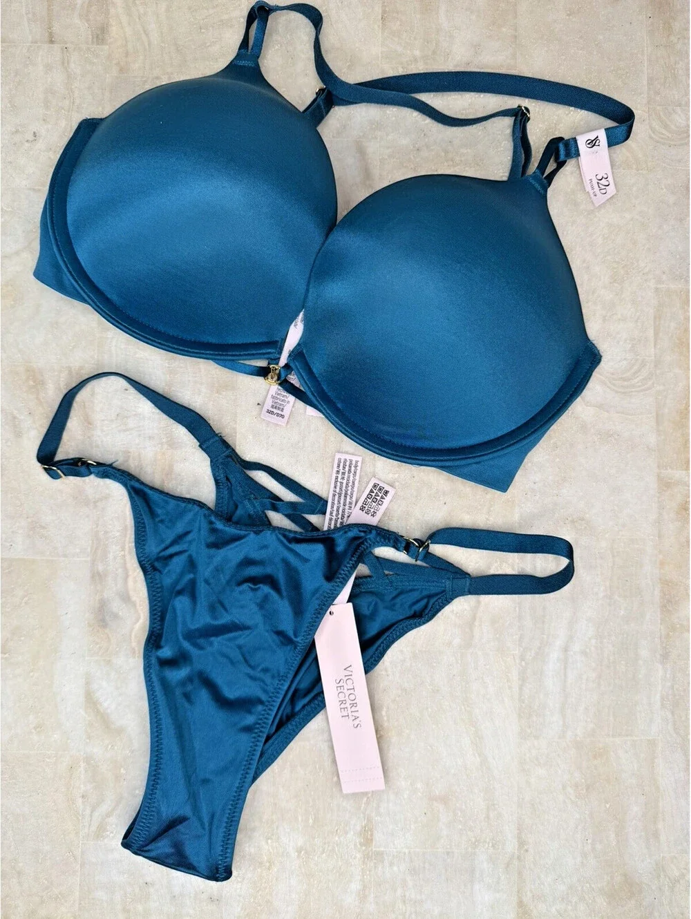 Victorias Secret Very Sexy Teal Straps Bra Set Size 32D NWT